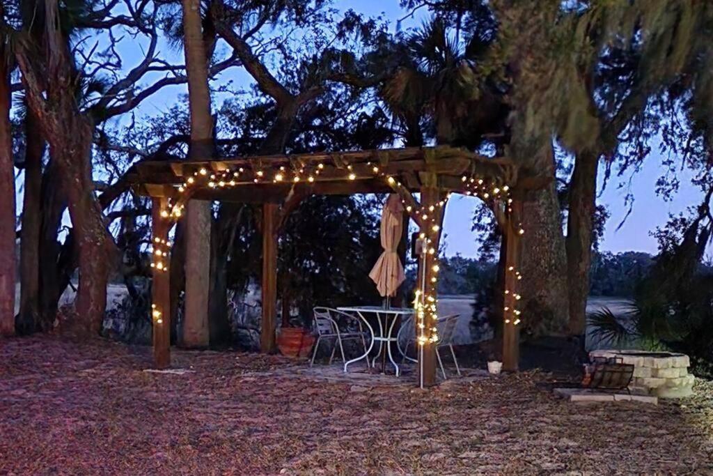 Secluded Tiny House By The Marsh With Hunting Island Beach Pass Frogmore المظهر الخارجي الصورة